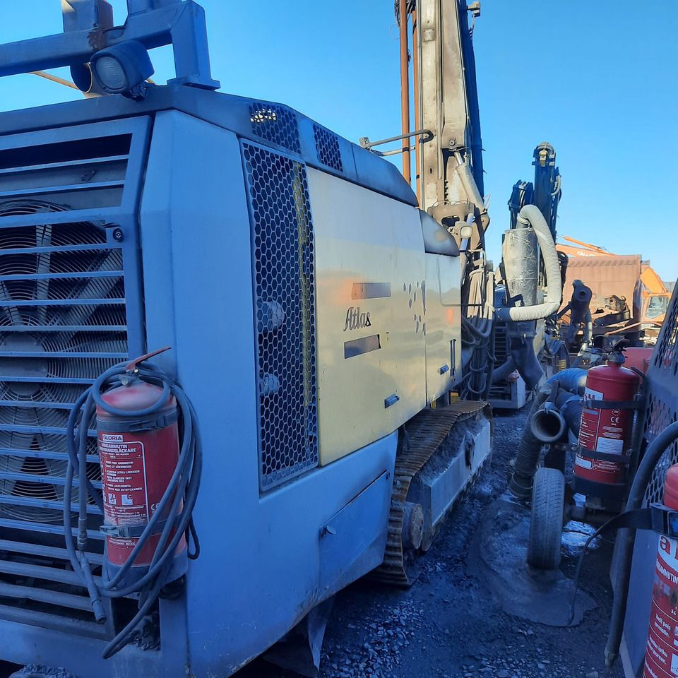 Atlas Copco ROC L7 (40)CR - Anjungan pengeboran: gambar 2 Atlas Copco ROC L7 (40)CR - Anjungan pengeboran: gambar 2