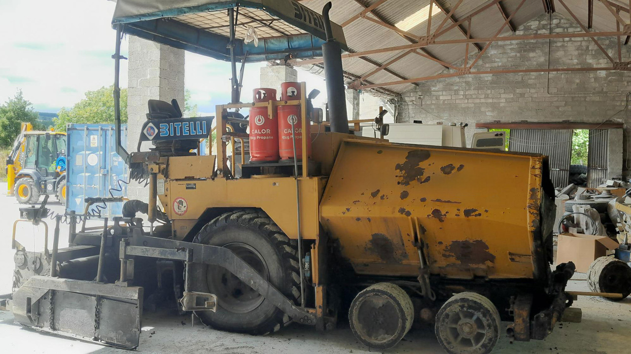 Bitelli BB650 - Paver aspal: gambar 2 Bitelli BB650 - Paver aspal: gambar 2