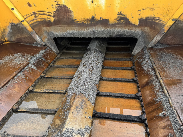 Blaw Knox PF-3200 - Paver aspal: gambar 5 Blaw Knox PF-3200 - Paver aspal: gambar 5