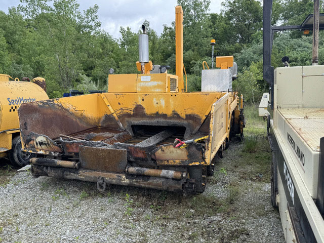 Blaw Knox PF-3200 - Paver aspal: gambar 2 Blaw Knox PF-3200 - Paver aspal: gambar 2