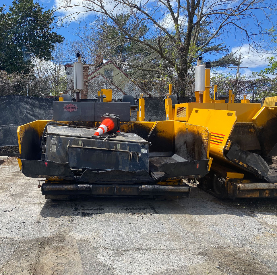 Blaw Knox PF-4410 - Paver aspal: gambar 3 Blaw Knox PF-4410 - Paver aspal: gambar 3