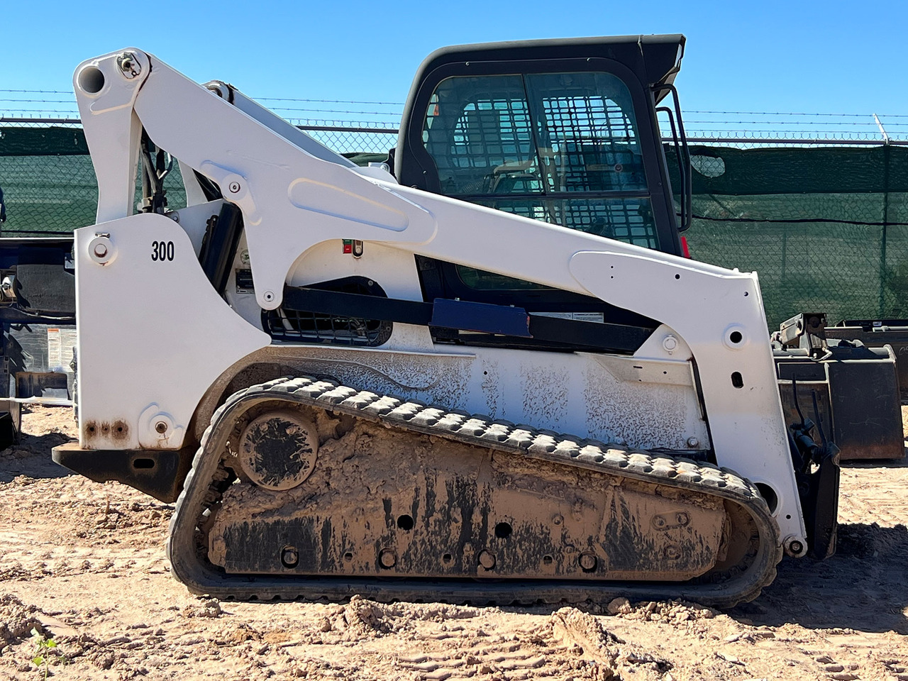 Bobcat T870 - Skid steer: gambar 2 Bobcat T870 - Skid steer: gambar 2