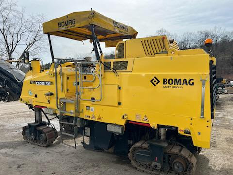 Bomag BM 1200/30 - Mesin penggilingan jalan: gambar 2 Bomag BM 1200/30 - Mesin penggilingan jalan: gambar 2