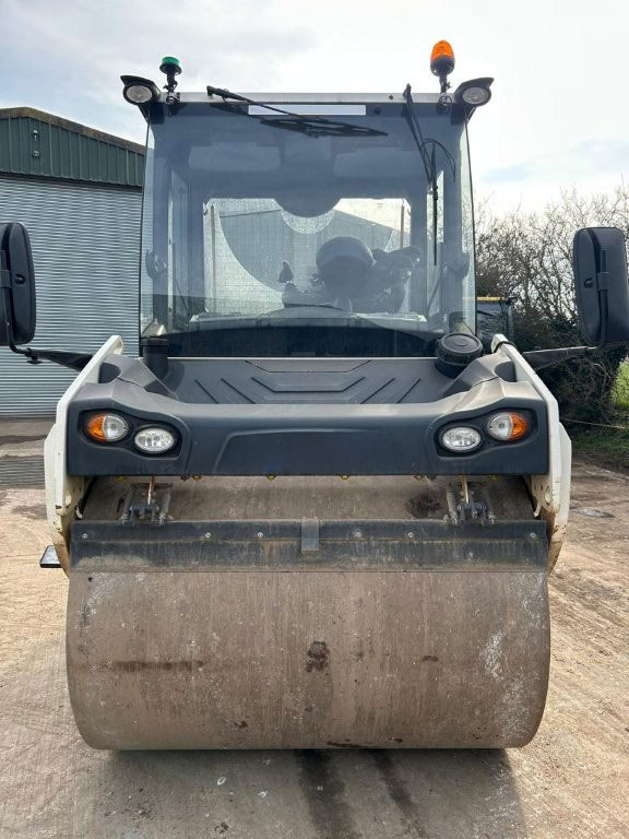 Bomag BW 161 AD-5 - Roller: gambar 4 Bomag BW 161 AD-5 - Roller: gambar 4