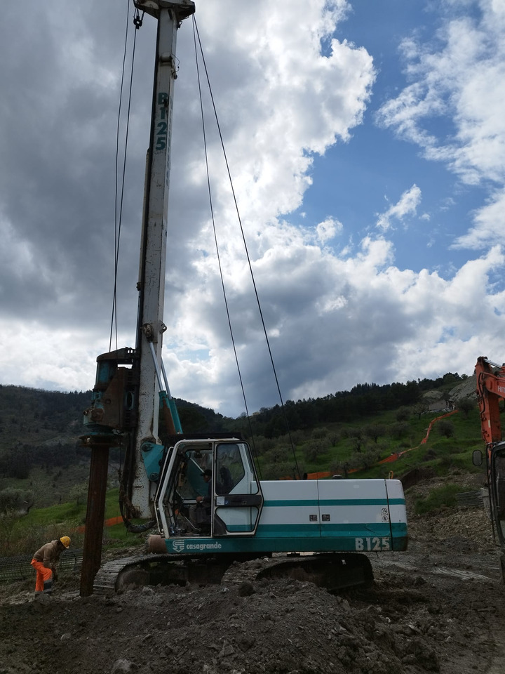 Casagrande B125 - Sopir tumpukan: gambar 3 Casagrande B125 - Sopir tumpukan: gambar 3