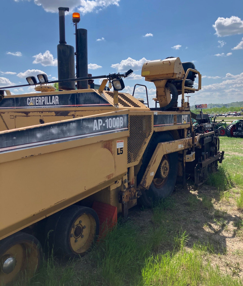 Caterpillar AP1000B - Paver aspal: gambar 3 Caterpillar AP1000B - Paver aspal: gambar 3