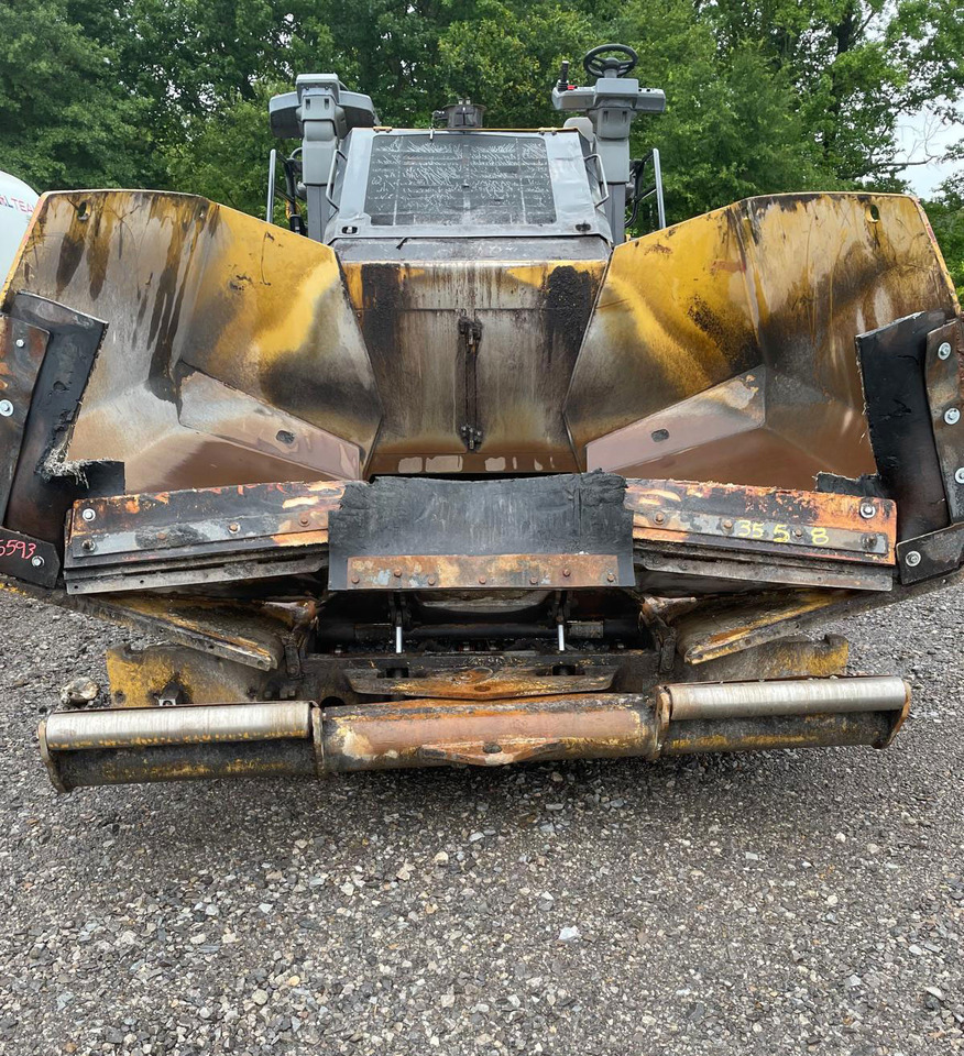 Caterpillar AP655F - Paver aspal: gambar 5 Caterpillar AP655F - Paver aspal: gambar 5