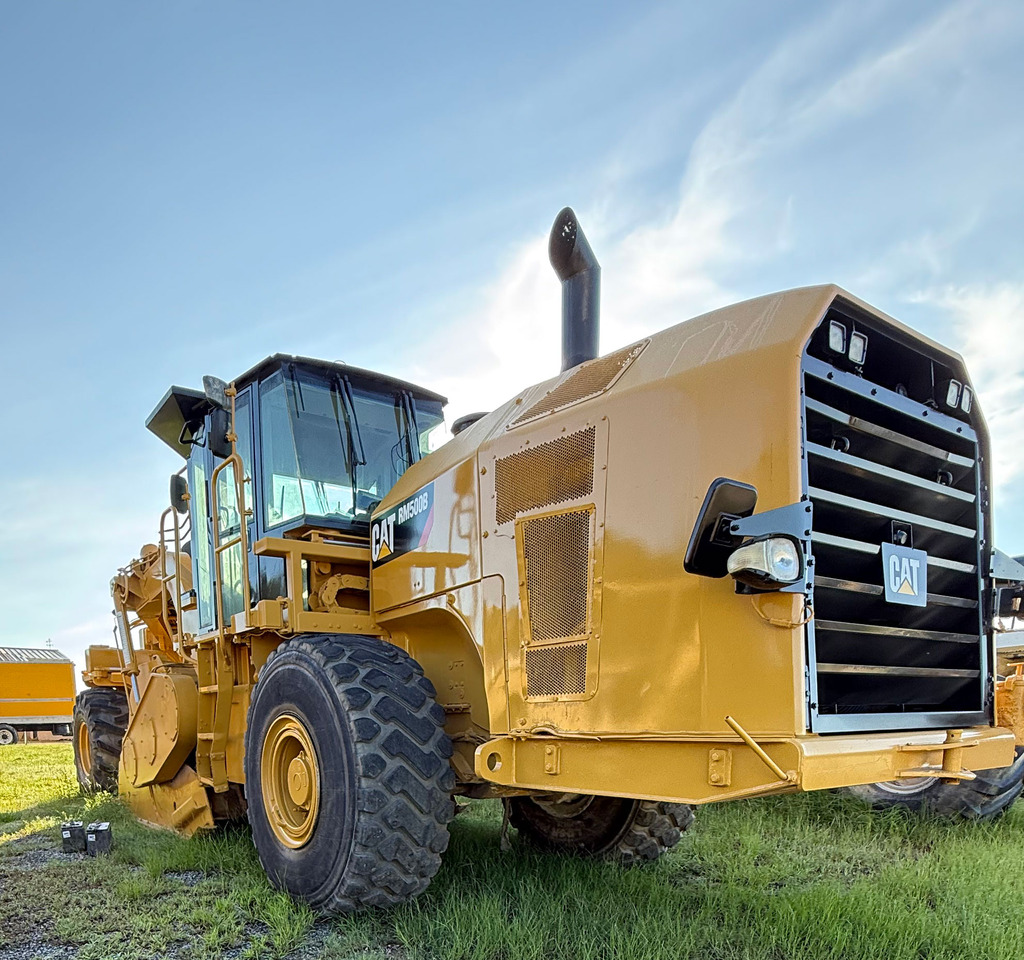 Caterpillar RM500B - Stabilisator tanah: gambar 2 Caterpillar RM500B - Stabilisator tanah: gambar 2