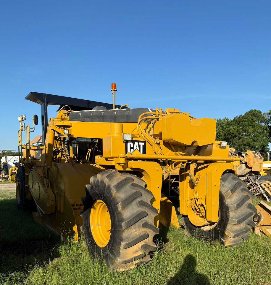 Caterpillar RM500B - Stabilisator tanah: gambar 5 Caterpillar RM500B - Stabilisator tanah: gambar 5