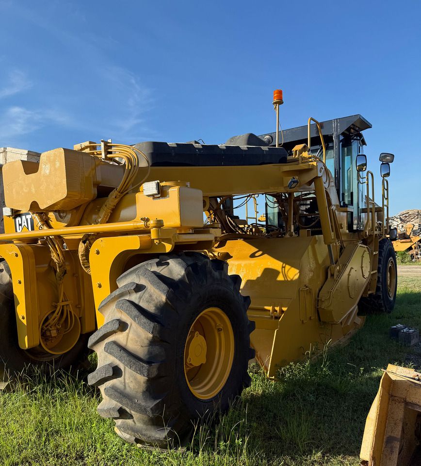 Caterpillar RM500B - Stabilisator tanah: gambar 5 Caterpillar RM500B - Stabilisator tanah: gambar 5