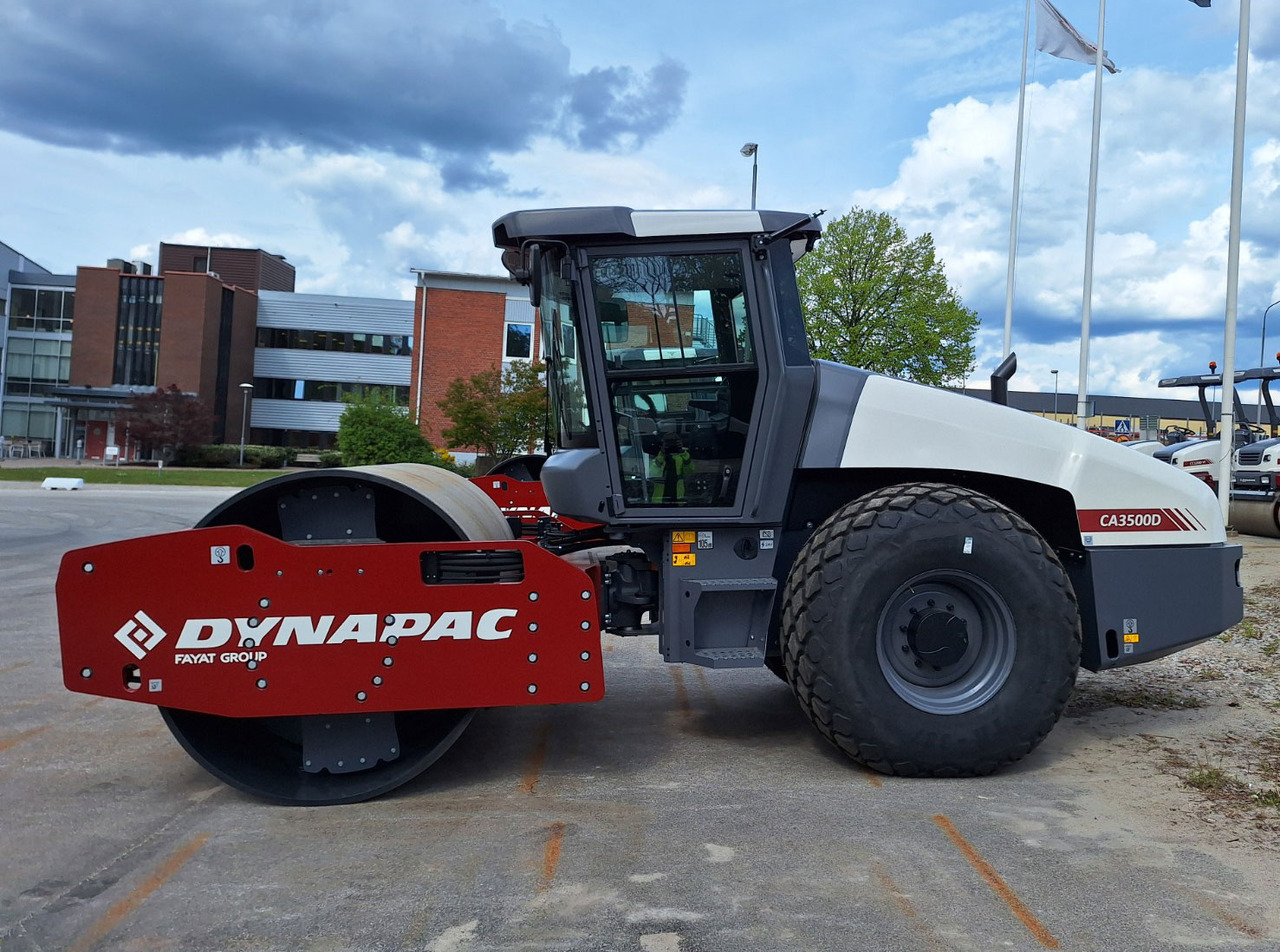 Dynapac CA3500D - Pemadat: gambar 1 Dynapac CA3500D - Pemadat: gambar 1