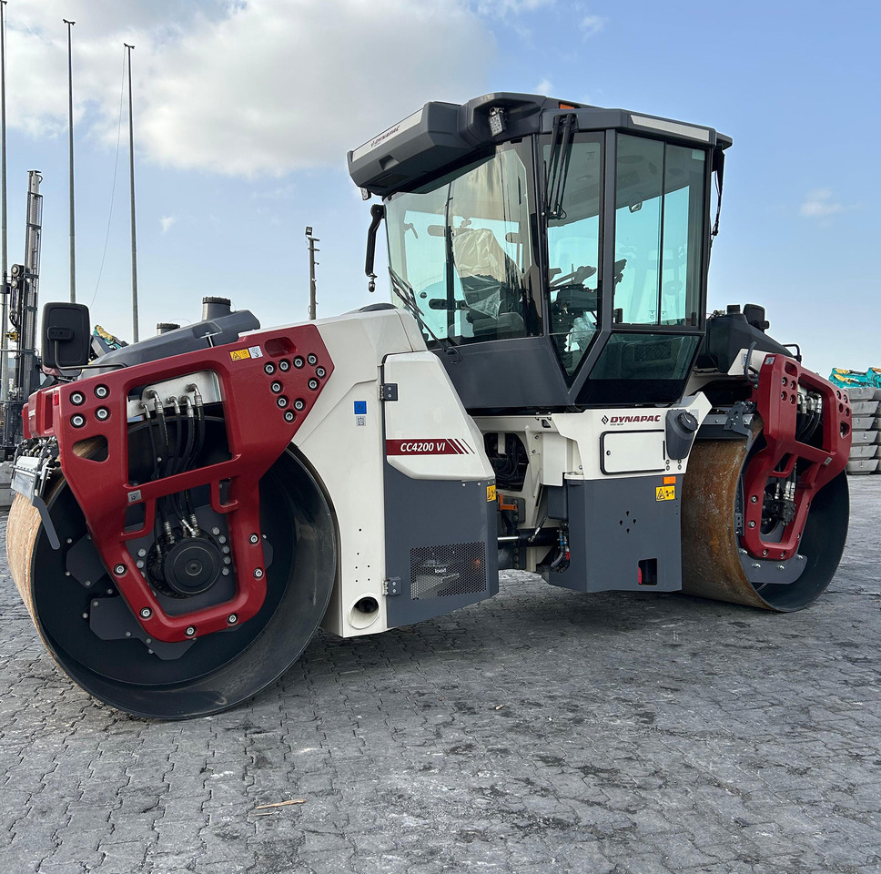 Dynapac CC4200 Vi - Roller: gambar 3 Dynapac CC4200 Vi - Roller: gambar 3