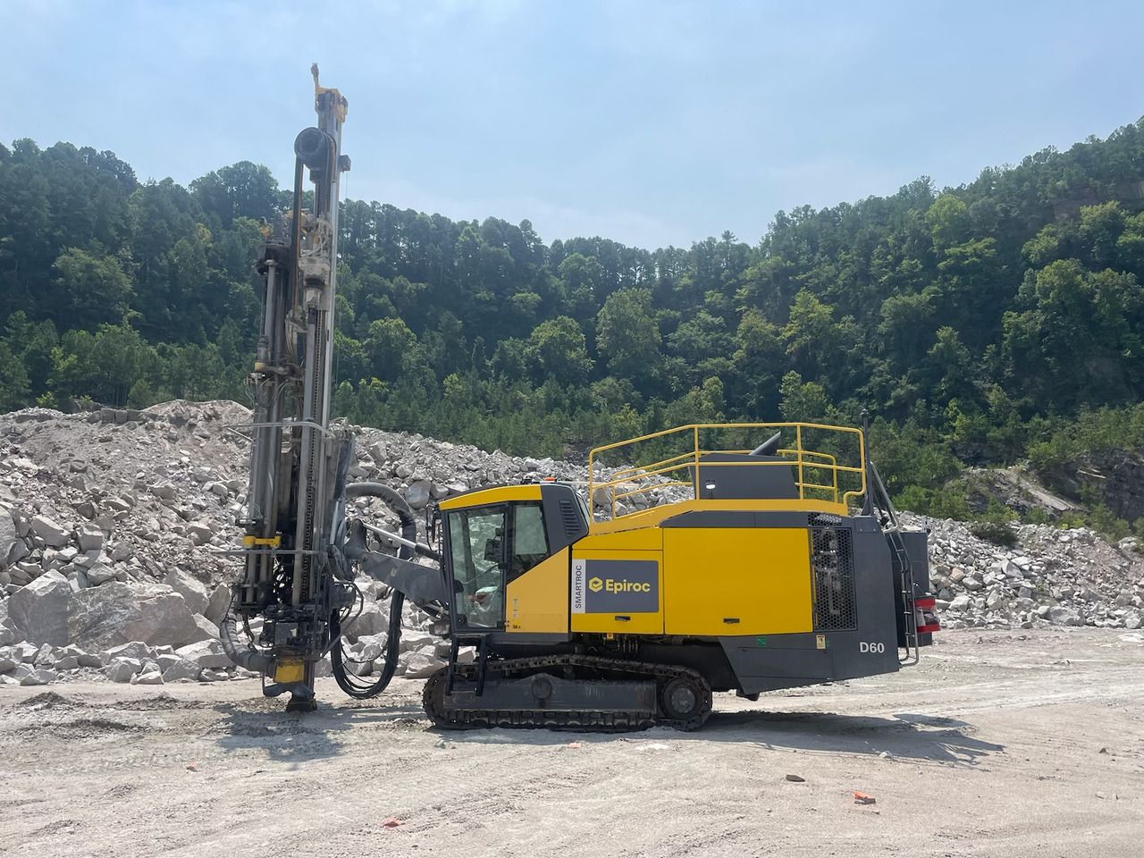 Epiroc SmartROC D60MKII-10SF - Anjungan pengeboran: gambar 1 Epiroc SmartROC D60MKII-10SF - Anjungan pengeboran: gambar 1