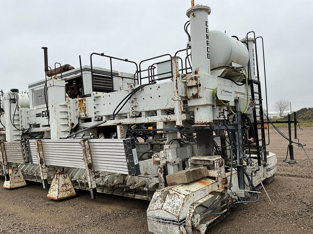 Gomaco GP-2600 - Paver aspal: gambar 5 Gomaco GP-2600 - Paver aspal: gambar 5