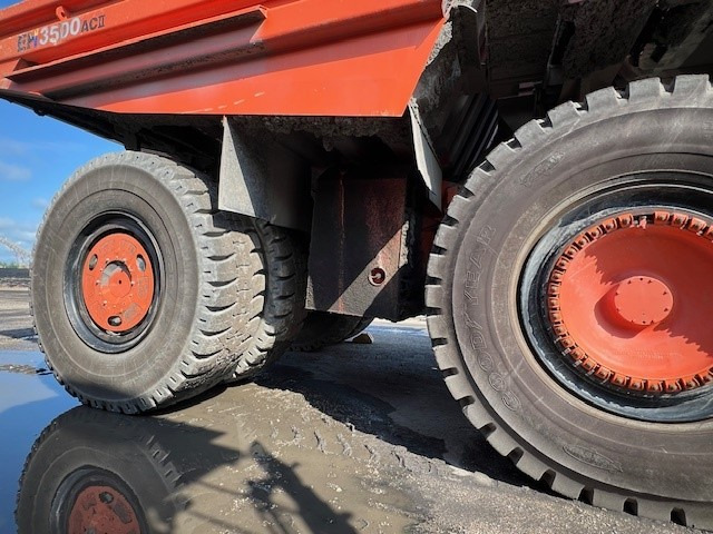 Tempat sampah Hitachi EH3500ACII: gambar 6 Tempat sampah Hitachi EH3500ACII: gambar 6