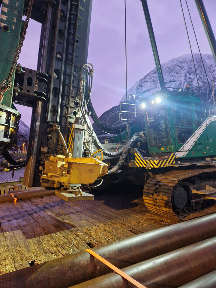 Junttan MPX90 - Sopir tumpukan: gambar 2 Junttan MPX90 - Sopir tumpukan: gambar 2