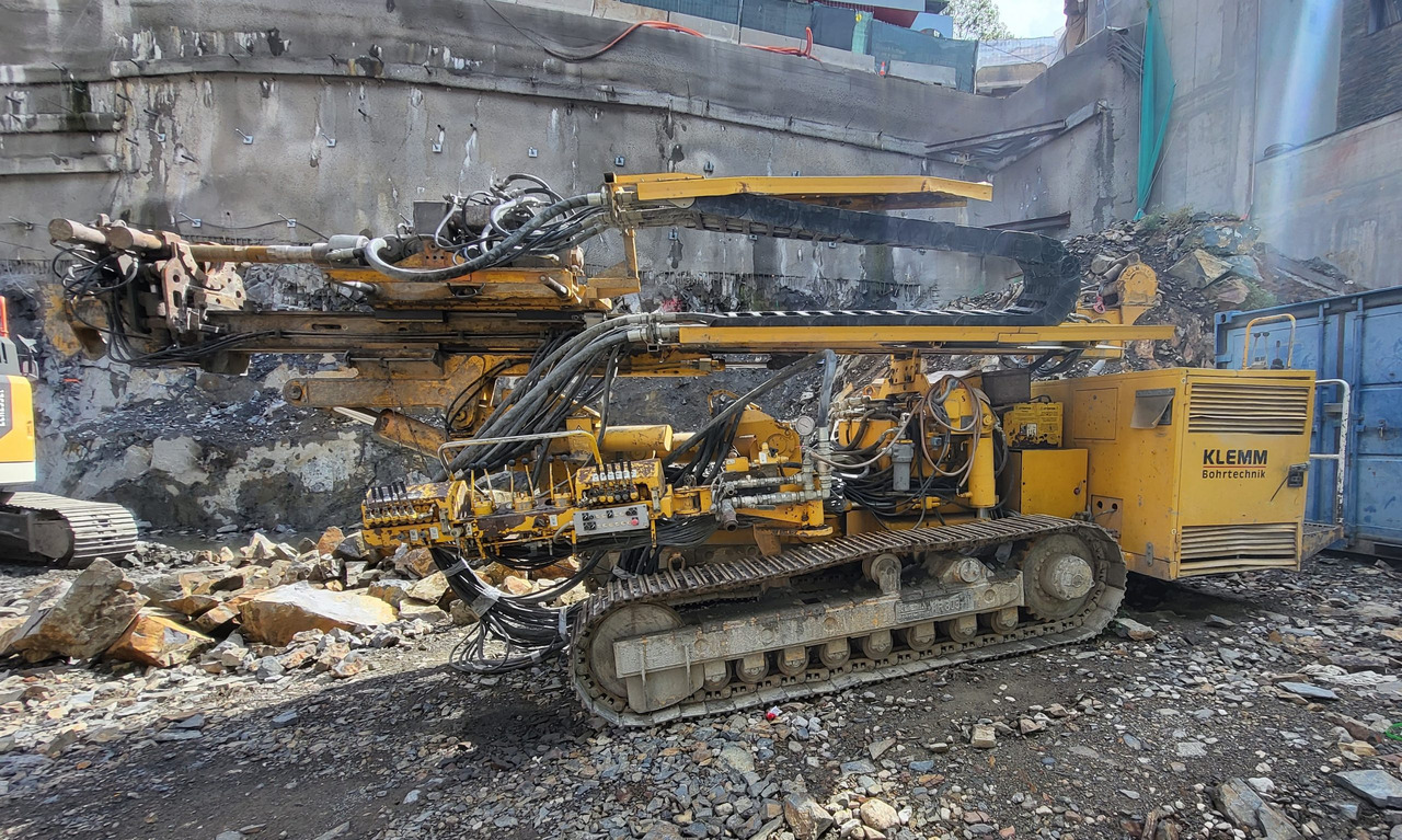 Klemm KR805-1 - Sopir tumpukan: gambar 2 Klemm KR805-1 - Sopir tumpukan: gambar 2