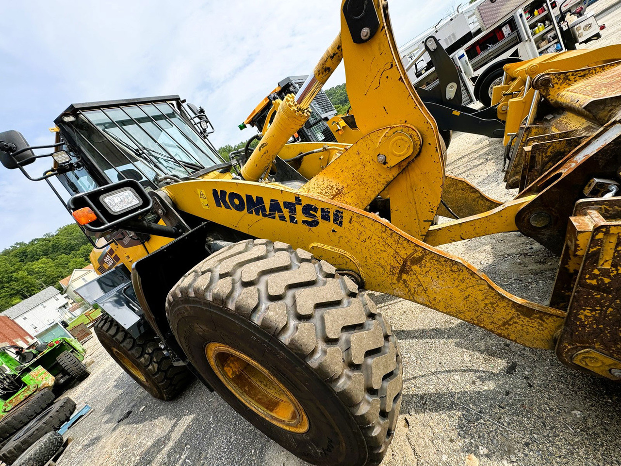 Komatsu WA320-8 - Wheel loader: gambar 4 Komatsu WA320-8 - Wheel loader: gambar 4