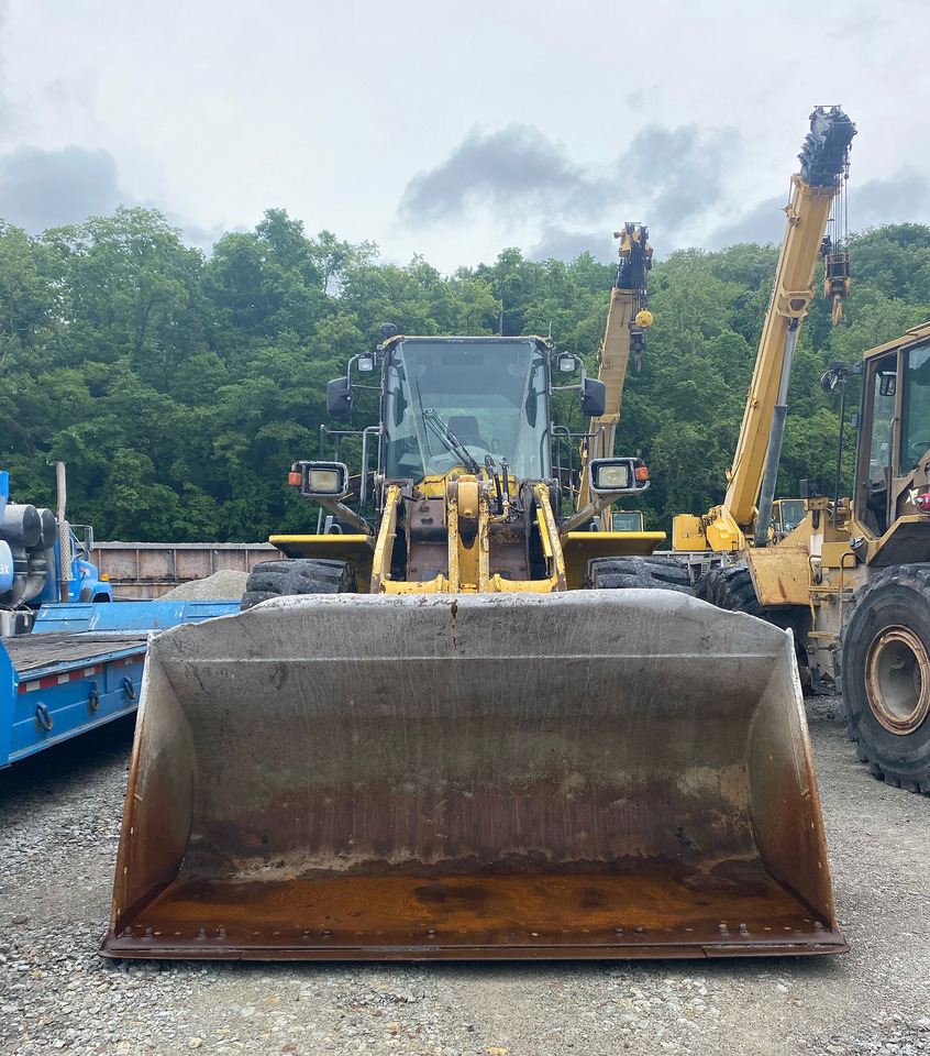 Komatsu WA380-7 - Wheel loader: gambar 4 Komatsu WA380-7 - Wheel loader: gambar 4