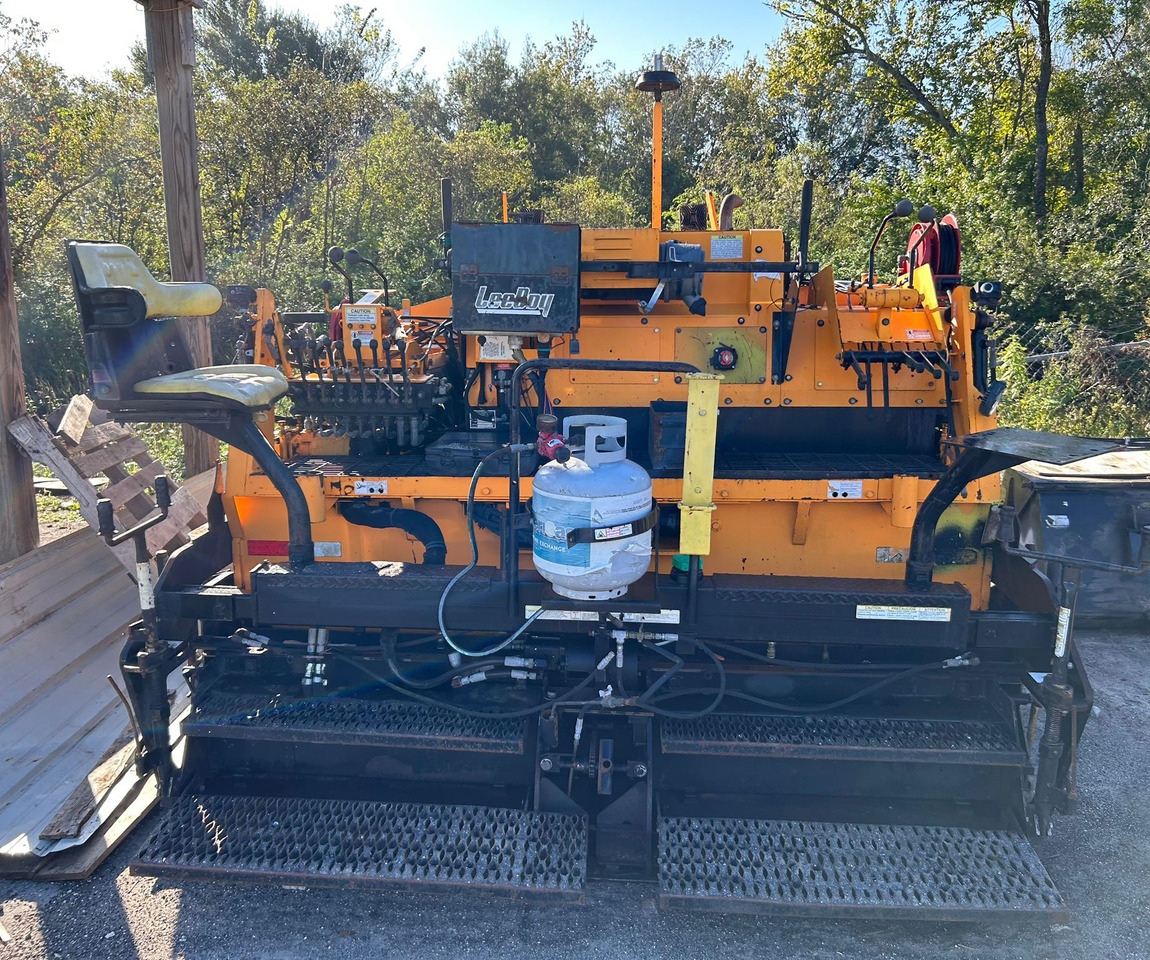 Leeboy 8500 - Paver aspal: gambar 4 Leeboy 8500 - Paver aspal: gambar 4