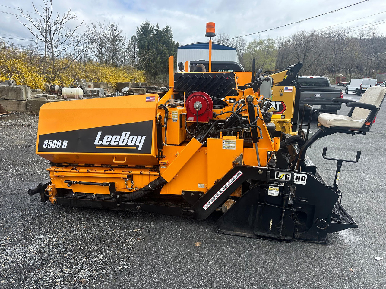 Leeboy 8500D - Paver aspal: gambar 1 Leeboy 8500D - Paver aspal: gambar 1
