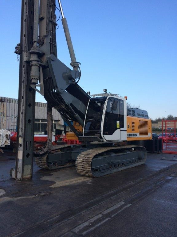 Liebherr LRB 125 XL - Sopir tumpukan: gambar 3 Liebherr LRB 125 XL - Sopir tumpukan: gambar 3