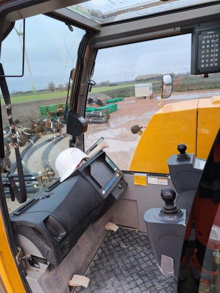 Liebherr LTF 1045-4.1 - Derek bergerak: gambar 4 Liebherr LTF 1045-4.1 - Derek bergerak: gambar 4