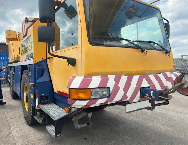 Liebherr LTM 1040-2.1 - Derek bergerak: gambar 3 Liebherr LTM 1040-2.1 - Derek bergerak: gambar 3