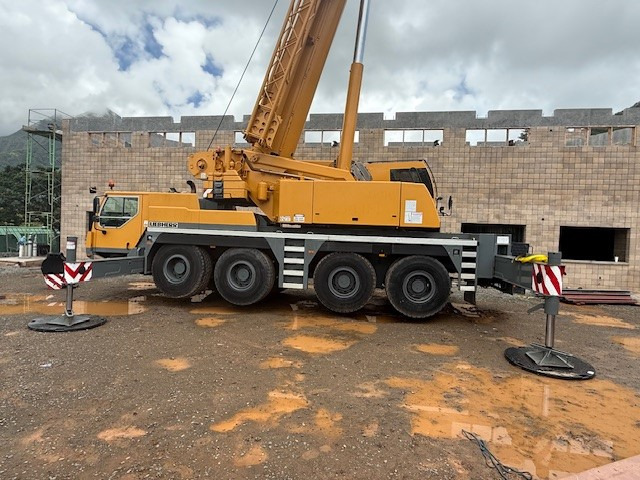 Liebherr LTM 1100-4.1 - Derek bergerak: gambar 3 Liebherr LTM 1100-4.1 - Derek bergerak: gambar 3