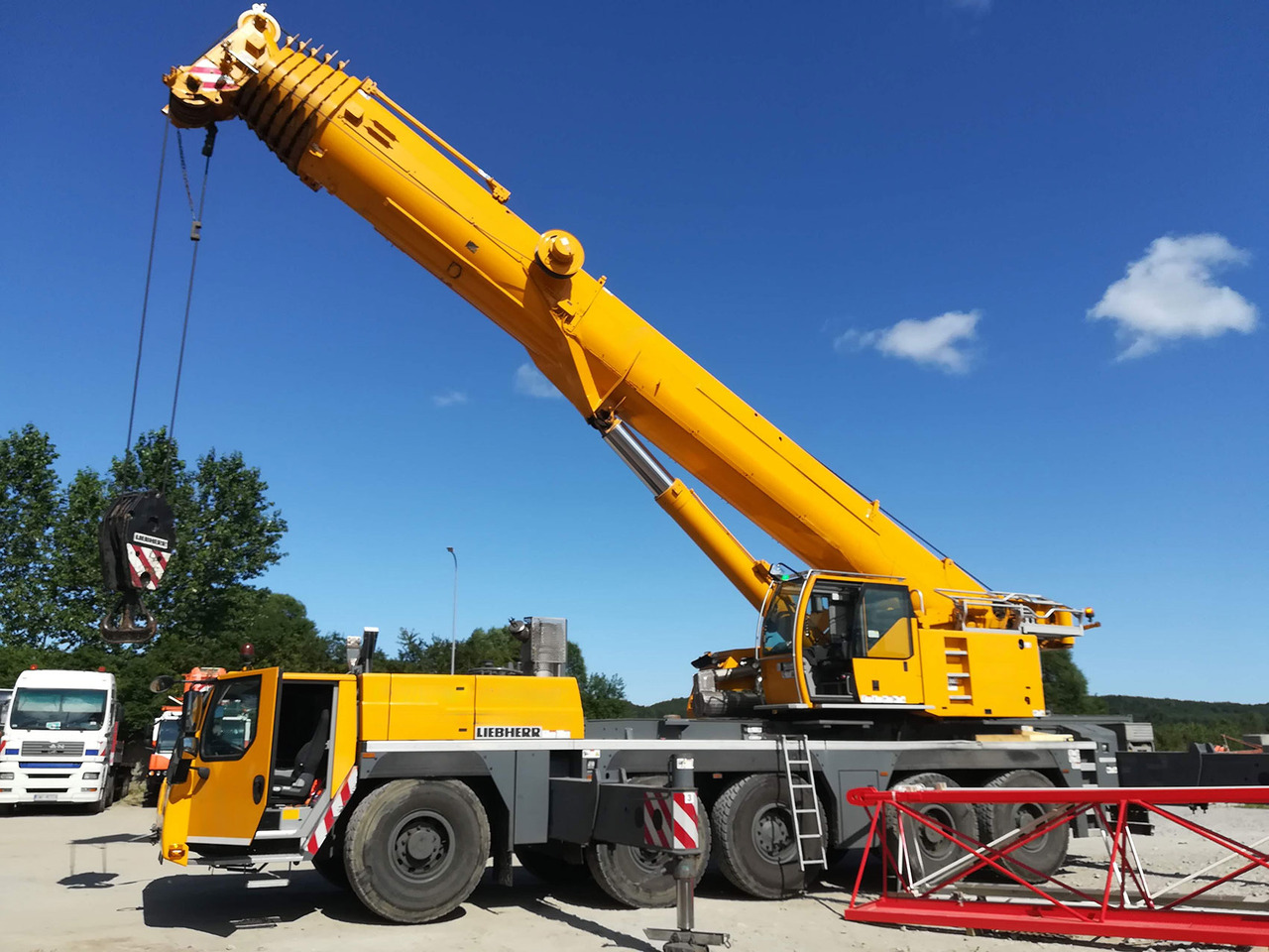 Liebherr LTM 1200-5.1 - Derek bergerak: gambar 2 Liebherr LTM 1200-5.1 - Derek bergerak: gambar 2