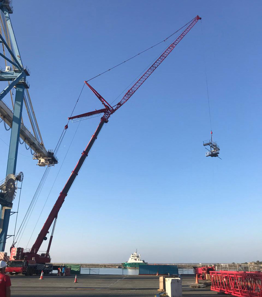 Liebherr LTM 1350-6.1 - Derek bergerak: gambar 5 Liebherr LTM 1350-6.1 - Derek bergerak: gambar 5