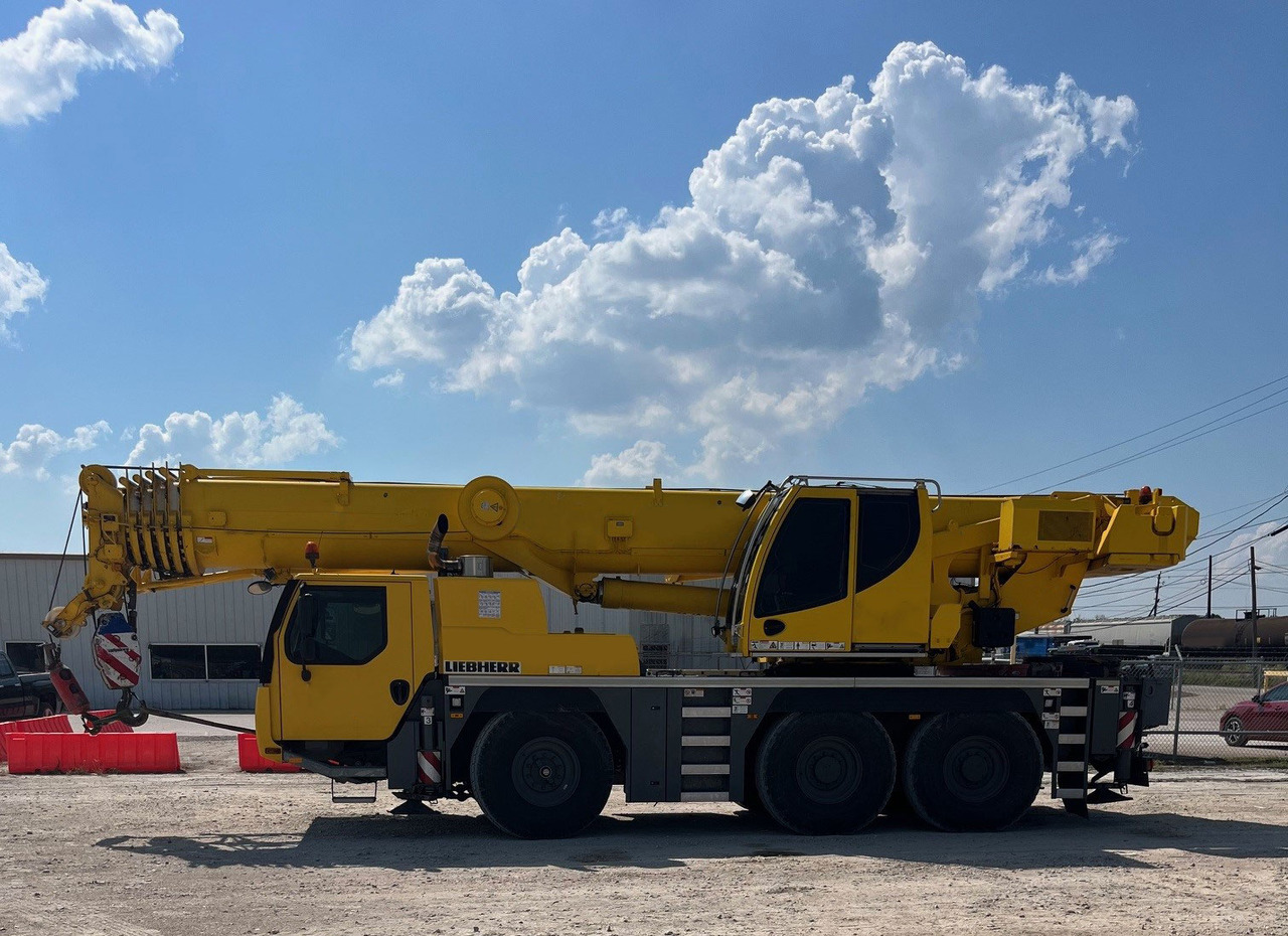Liebherr LTM1060-3.1 - Derek bergerak: gambar 1 Liebherr LTM1060-3.1 - Derek bergerak: gambar 1