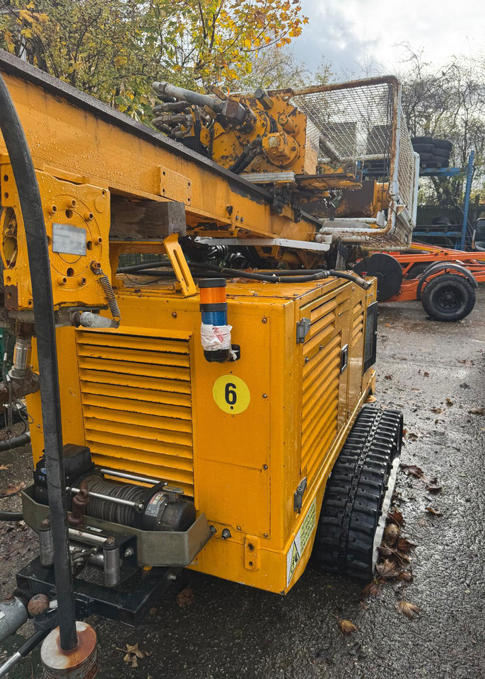 Massenza MI3 - Anjungan pengeboran: gambar 4 Massenza MI3 - Anjungan pengeboran: gambar 4