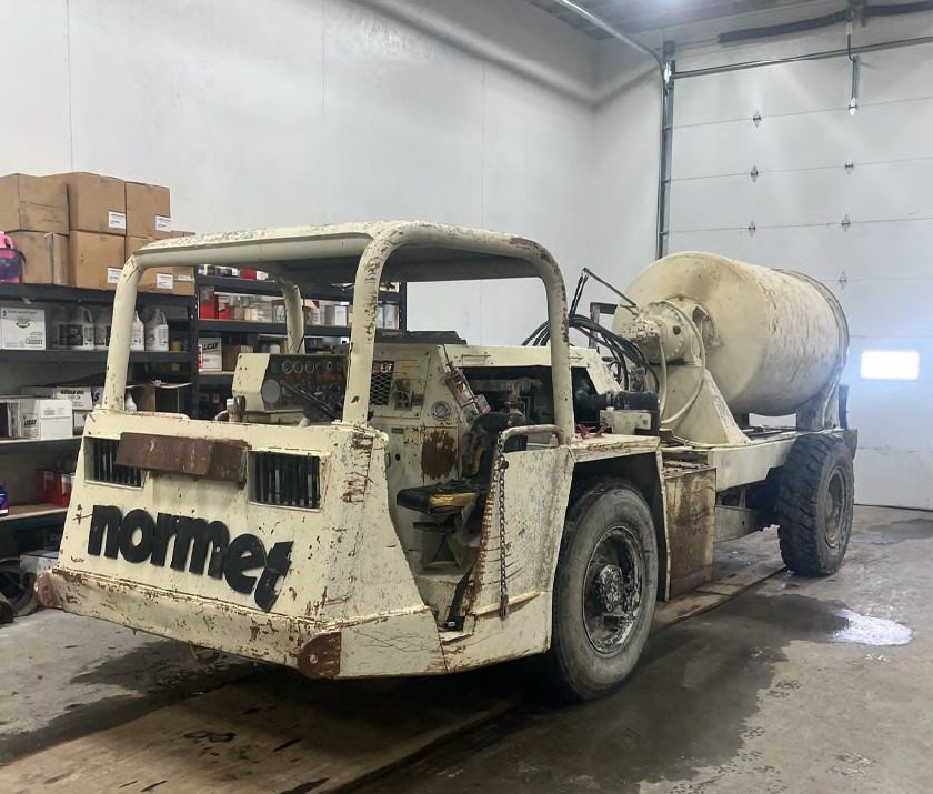 Normet A-64 - Truk pengaduk beton: gambar 1 Normet A-64 - Truk pengaduk beton: gambar 1