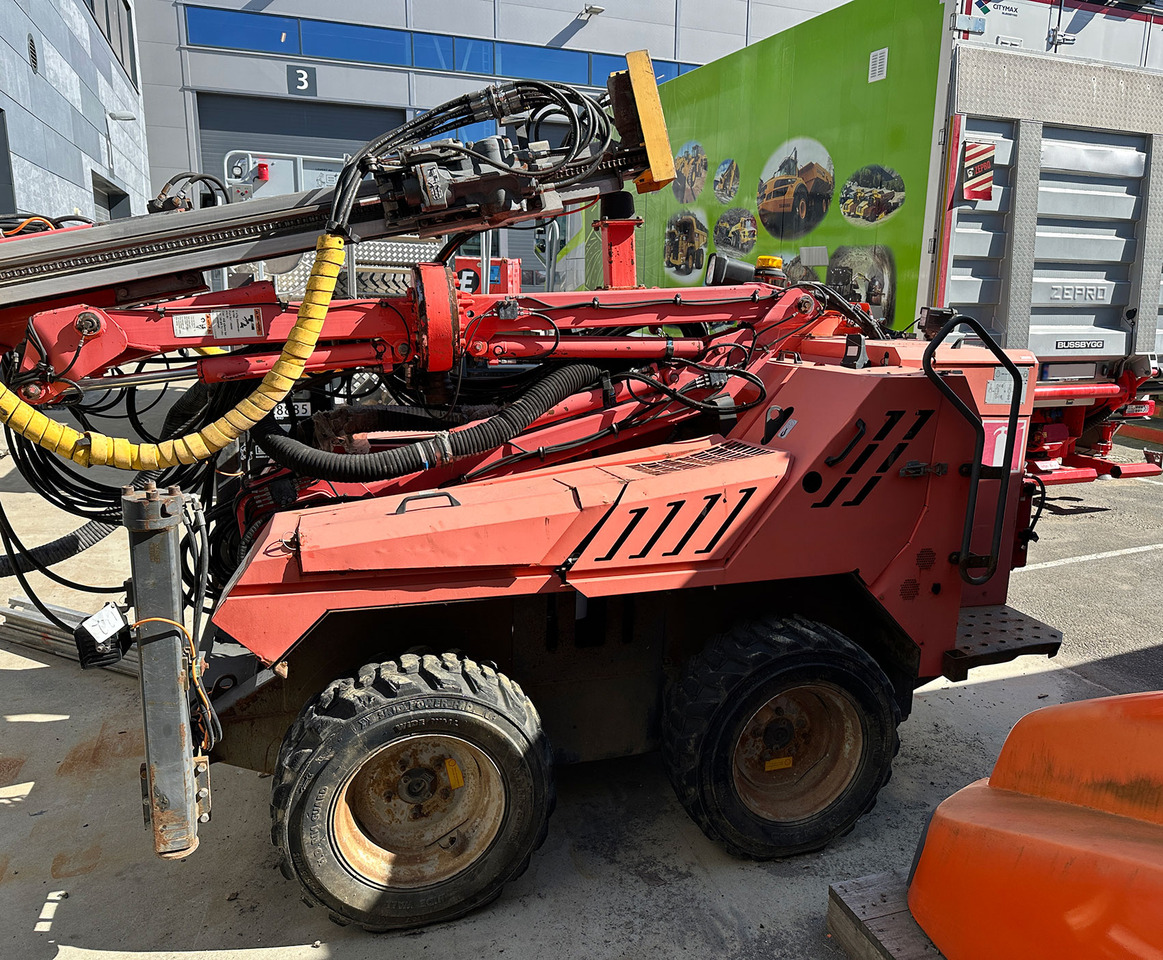 Sandvik DC122R - Anjungan pengeboran: gambar 4 Sandvik DC122R - Anjungan pengeboran: gambar 4