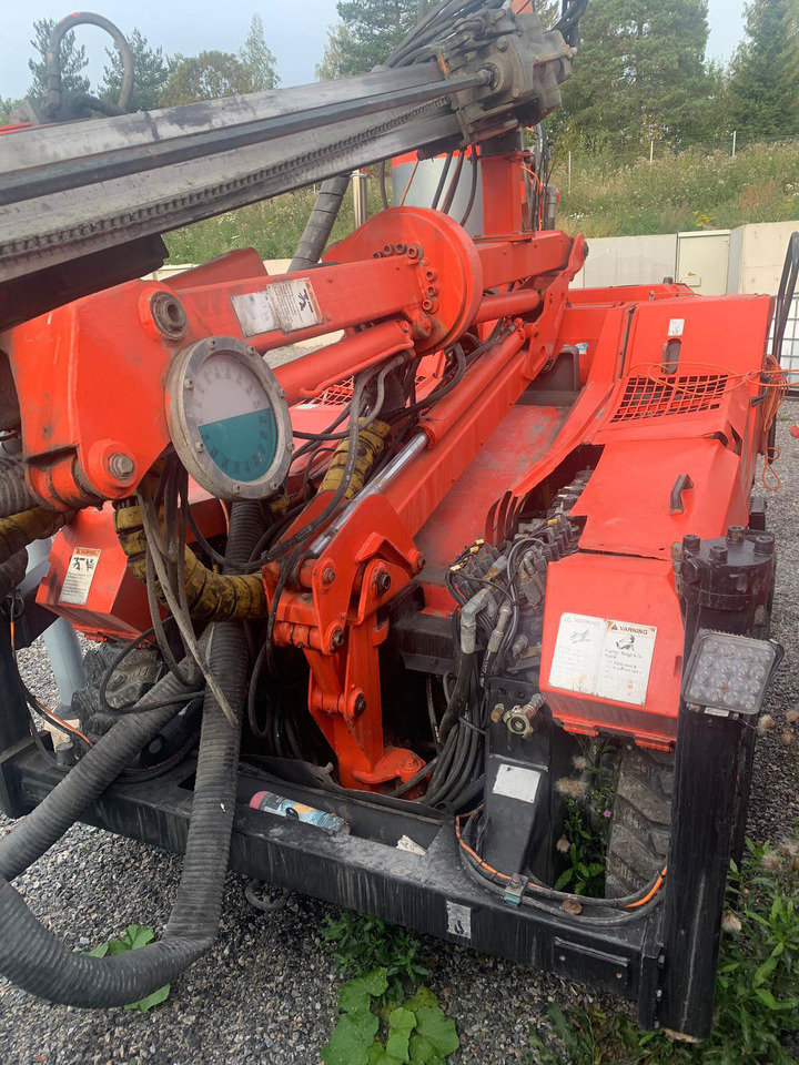 Sandvik DC122R - Anjungan pengeboran: gambar 3 Sandvik DC122R - Anjungan pengeboran: gambar 3