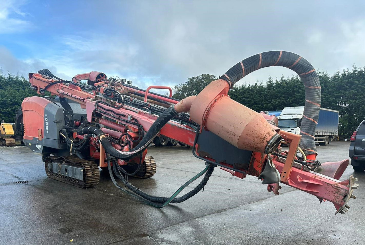 Sandvik DI550 - Anjungan pengeboran: gambar 2 Sandvik DI550 - Anjungan pengeboran: gambar 2