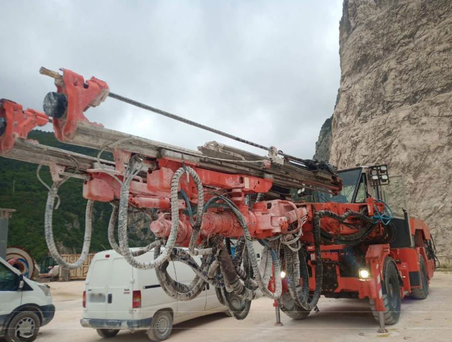 Sandvik DT820-SC - Mesin bor terarah: gambar 2 Sandvik DT820-SC - Mesin bor terarah: gambar 2