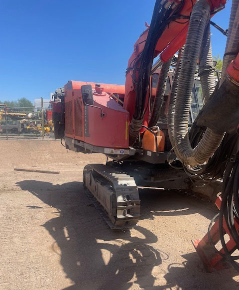 Sandvik DX800 - Anjungan pengeboran: gambar 4 Sandvik DX800 - Anjungan pengeboran: gambar 4