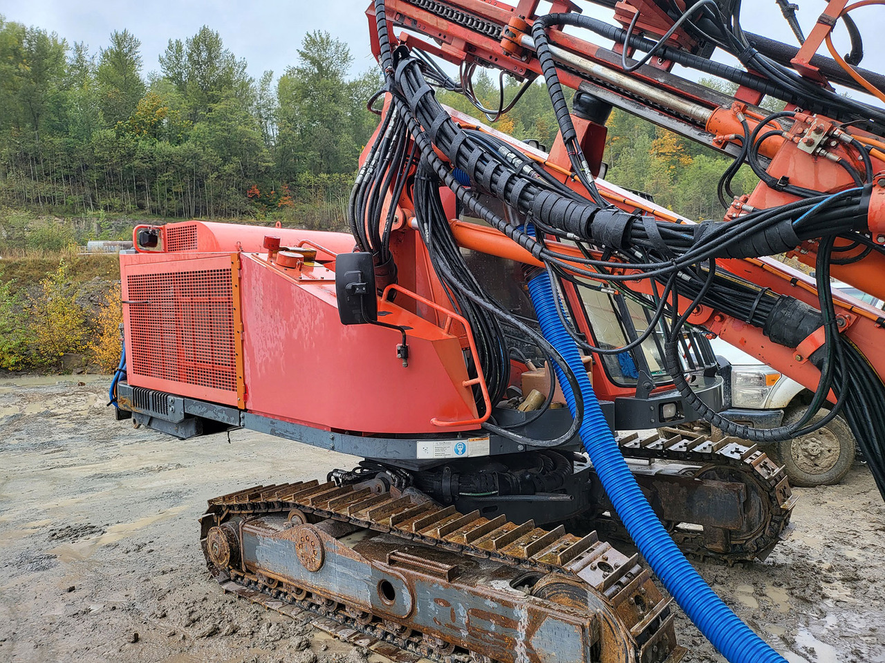 Sandvik DX800 - Anjungan pengeboran: gambar 4 Sandvik DX800 - Anjungan pengeboran: gambar 4