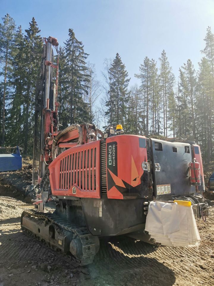 Sandvik Dino DC400Ri - Anjungan pengeboran: gambar 2 Sandvik Dino DC400Ri - Anjungan pengeboran: gambar 2