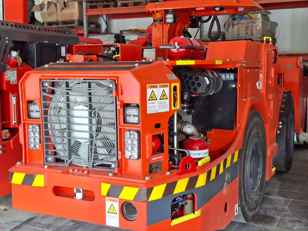 Sandvik LH202 - Mesin pertambangan: gambar 2 Sandvik LH202 - Mesin pertambangan: gambar 2