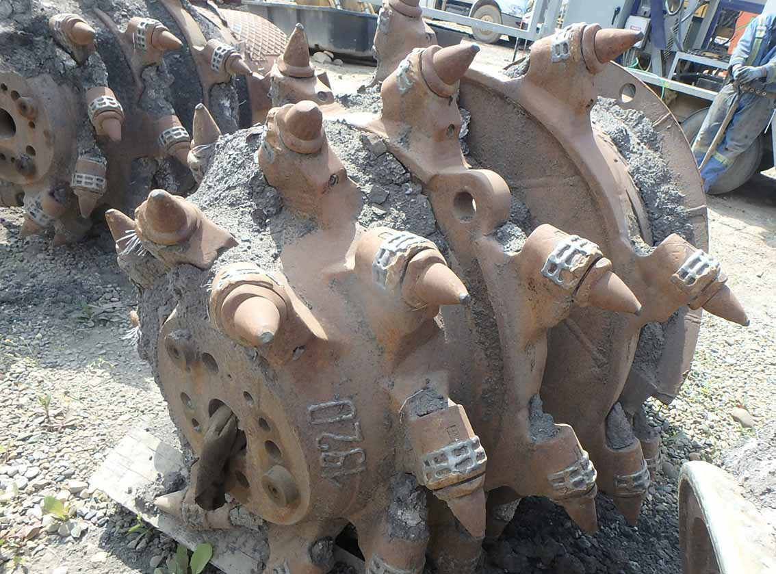 Sandvik MT520 - Mesin pertambangan: gambar 5 Sandvik MT520 - Mesin pertambangan: gambar 5