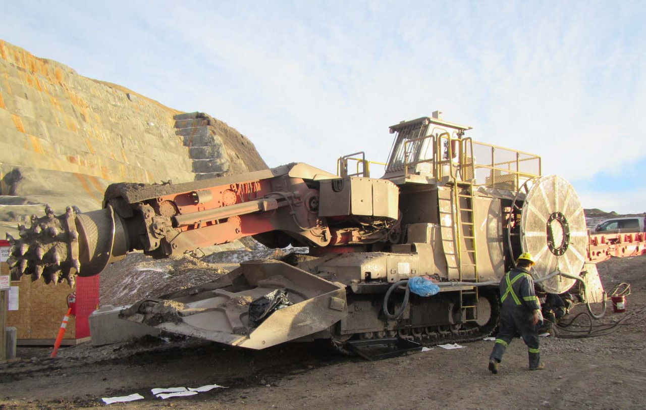 Sandvik MT520 - Mesin pertambangan: gambar 1 Sandvik MT520 - Mesin pertambangan: gambar 1
