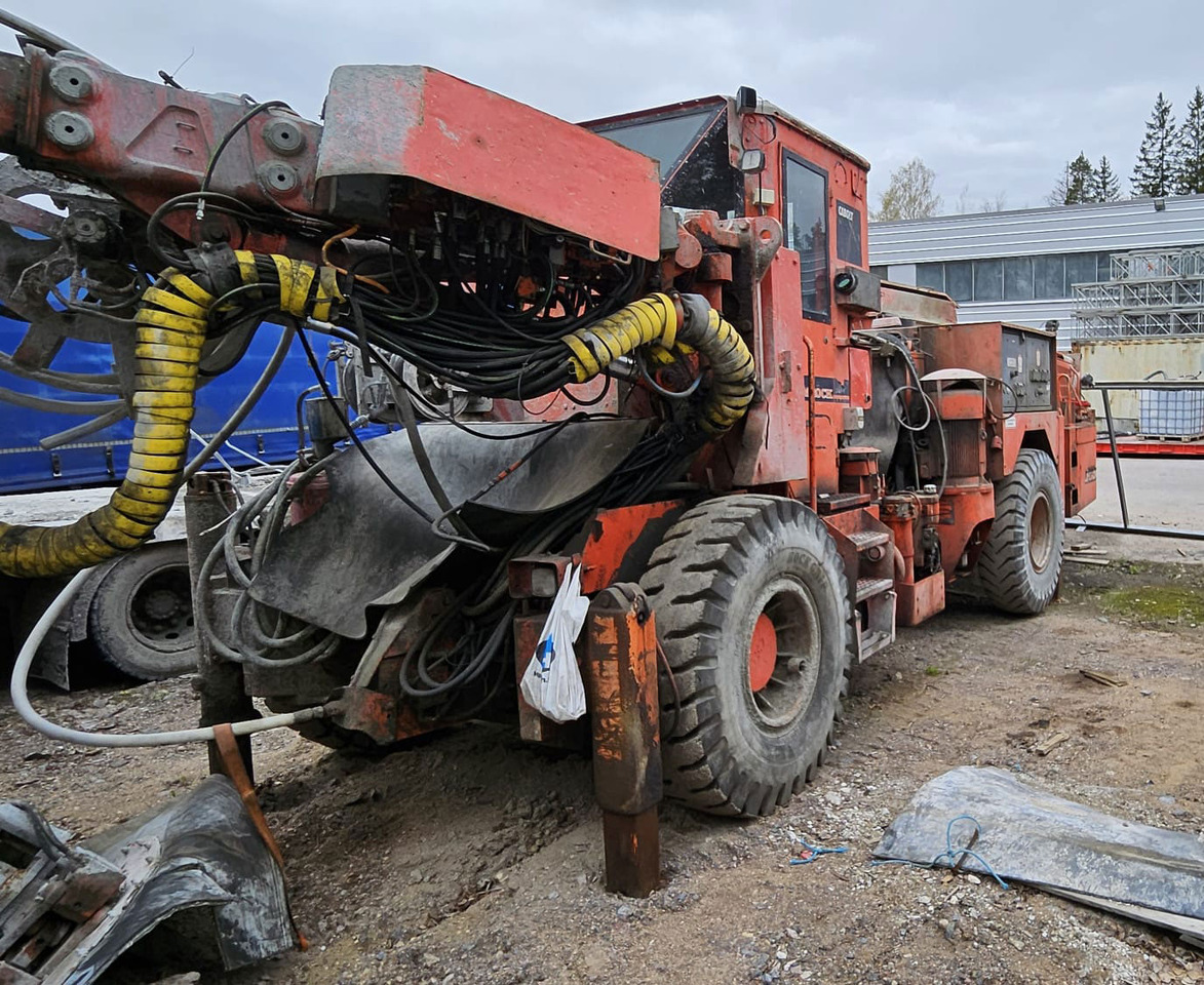 Tamrock Cabolt 530 - Mesin bor terarah: gambar 3 Tamrock Cabolt 530 - Mesin bor terarah: gambar 3