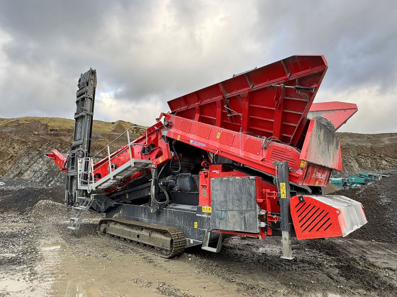 Terex Finlay 883+ - Screener: gambar 3 Terex Finlay 883+ - Screener: gambar 3