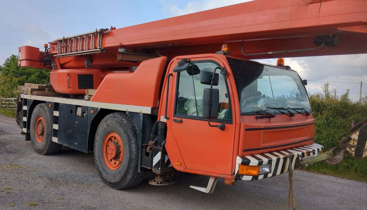 Terex PPM ATT 400-3 - Derek bergerak: gambar 1 Terex PPM ATT 400-3 - Derek bergerak: gambar 1