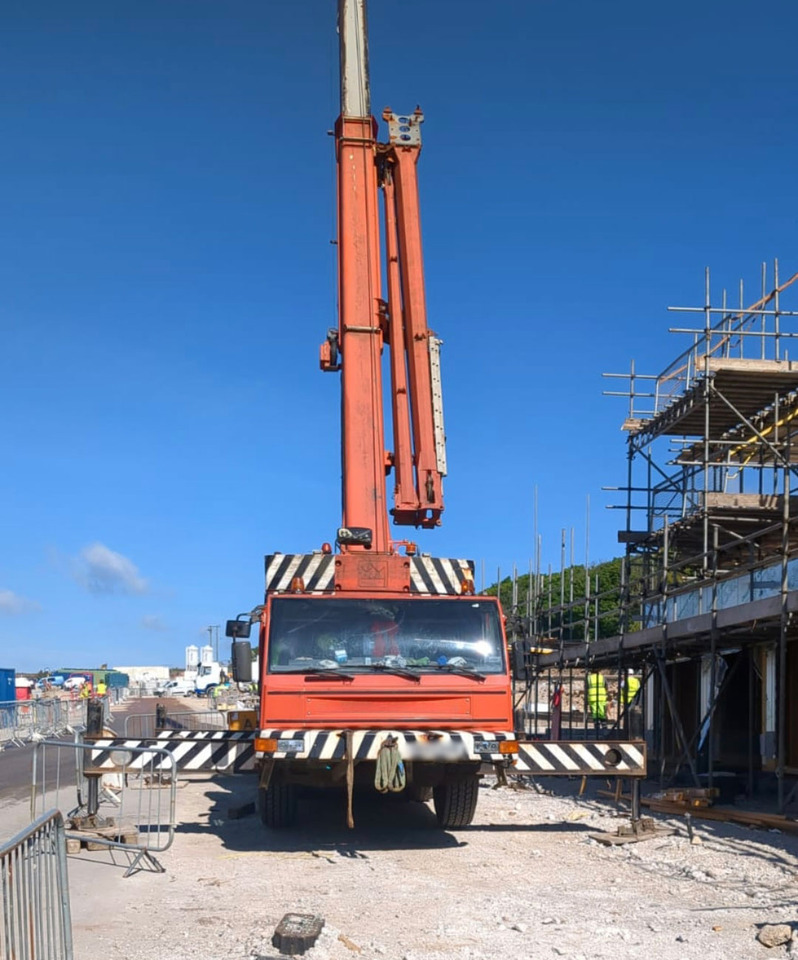 Terex PPM ATT 400-3 - Derek bergerak: gambar 4 Terex PPM ATT 400-3 - Derek bergerak: gambar 4