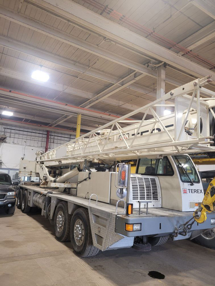 Terex T560 - Derek bergerak: gambar 2 Terex T560 - Derek bergerak: gambar 2
