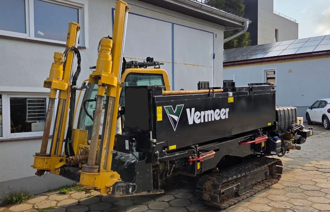 Vermeer D24x40 - Mesin bor terarah: gambar 1 Vermeer D24x40 - Mesin bor terarah: gambar 1